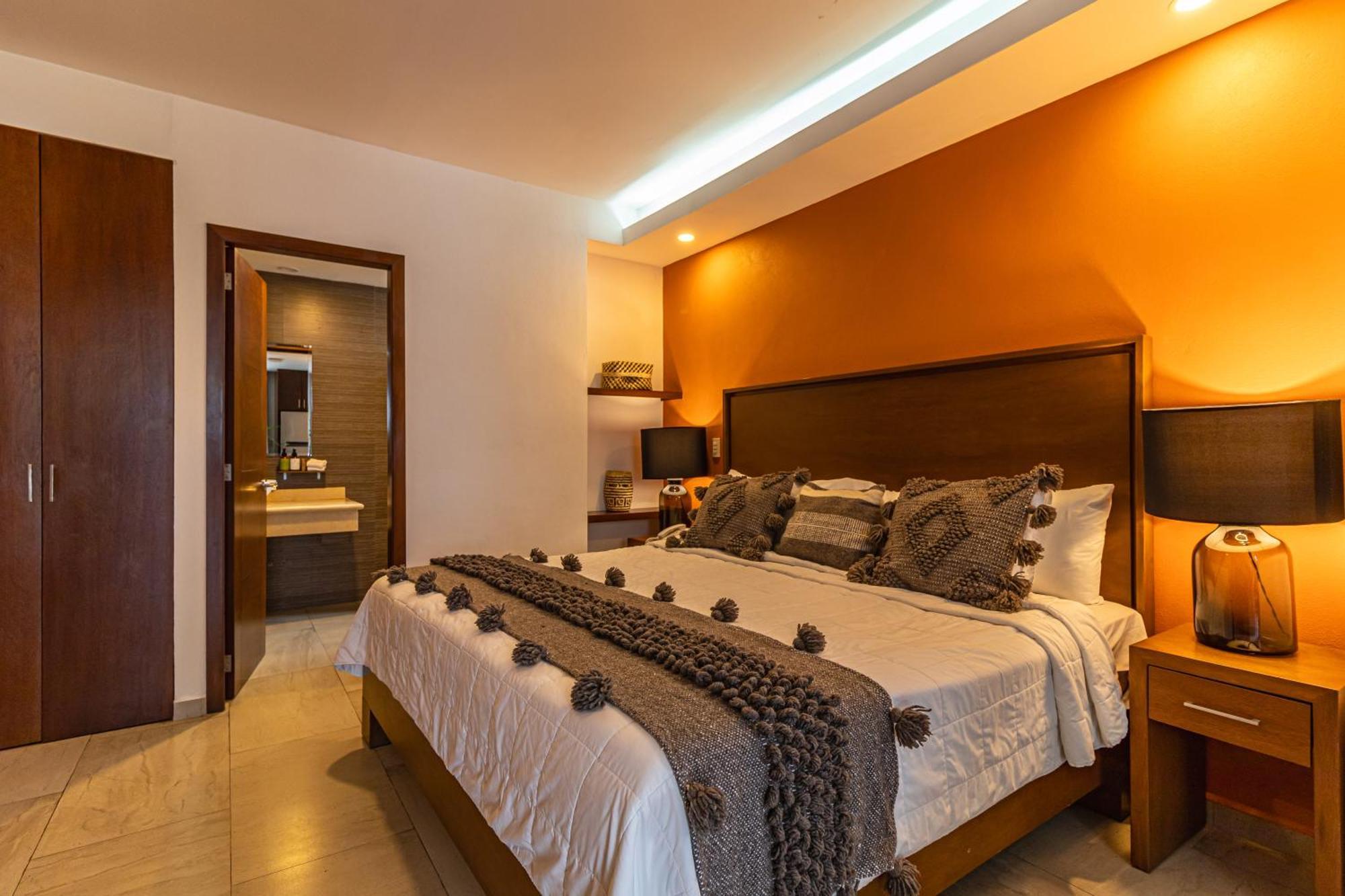 The Paramar Beachfront Boutique Hotel With Breakfast Included - Downtown Malecon Пуерто-Вальярта Екстер'єр фото