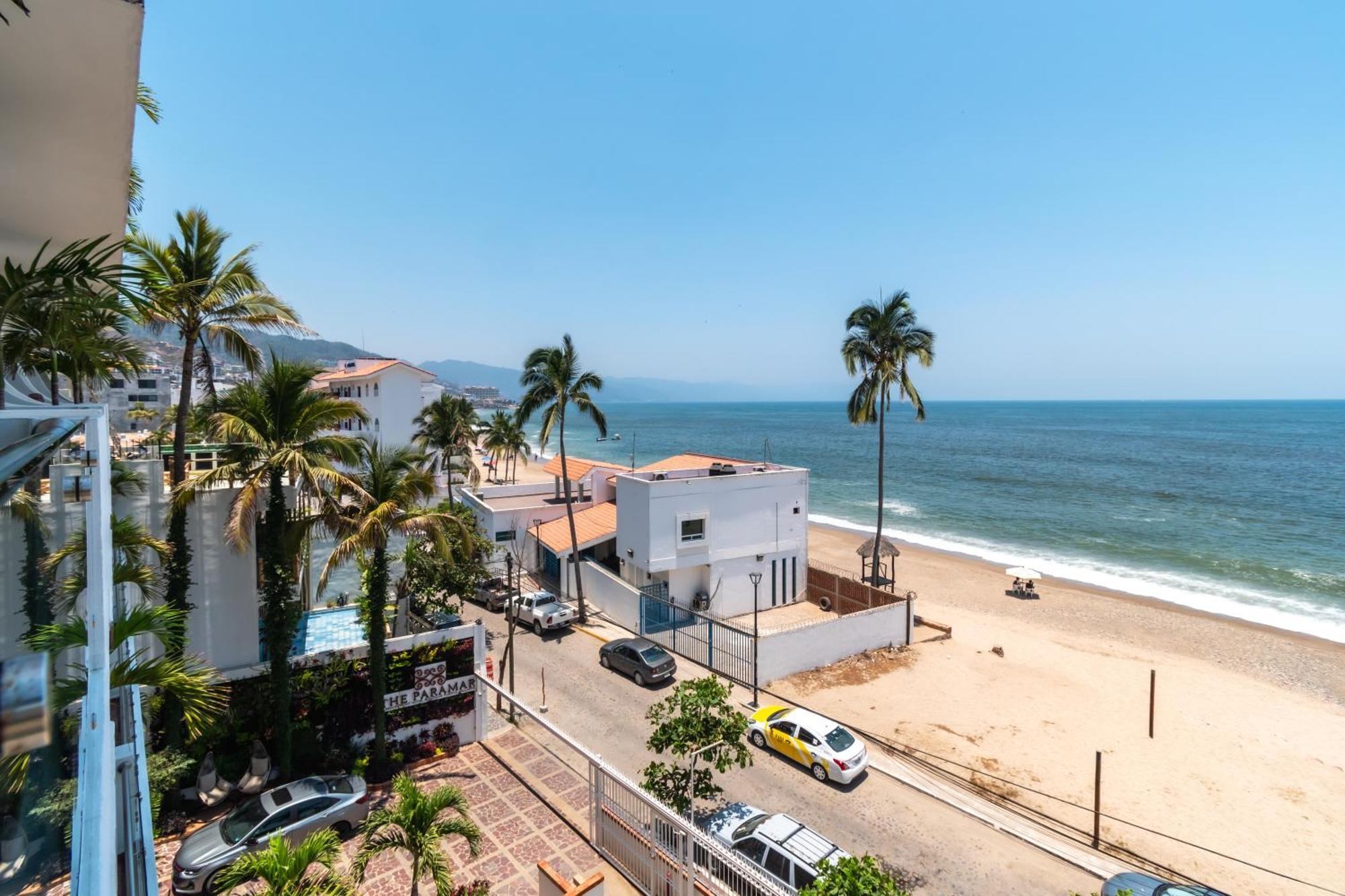 The Paramar Beachfront Boutique Hotel With Breakfast Included - Downtown Malecon Пуерто-Вальярта Екстер'єр фото